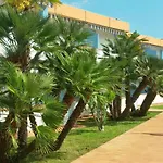 Riva Etrusca מלון