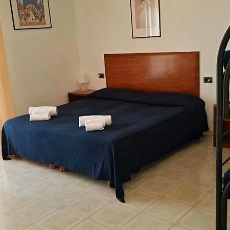 Riva Etrusca Hotel 3*