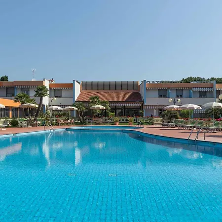 Hotel Riva Etrusca 3*