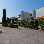 Hotel Riva Etrusca Marina Di Bibbona