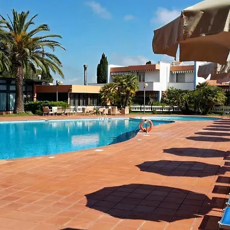 Riva Etrusca Hotel 3*