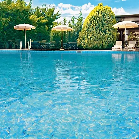 Hotel Riva Etrusca 3*