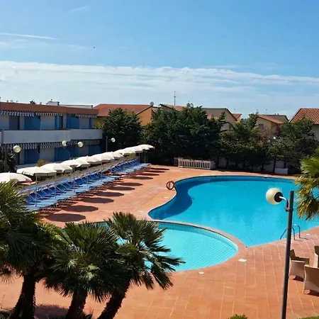 Hotel Riva Etrusca 3*