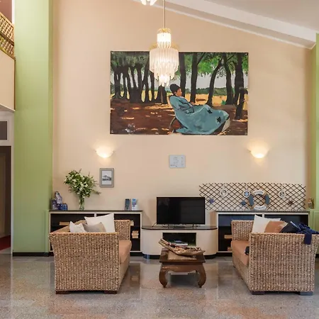 Hotel Riva Etrusca Marina Di Bibbona