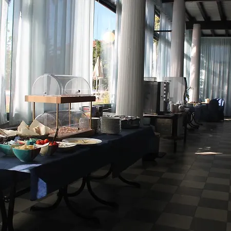 Riva Etrusca Hotel 3*